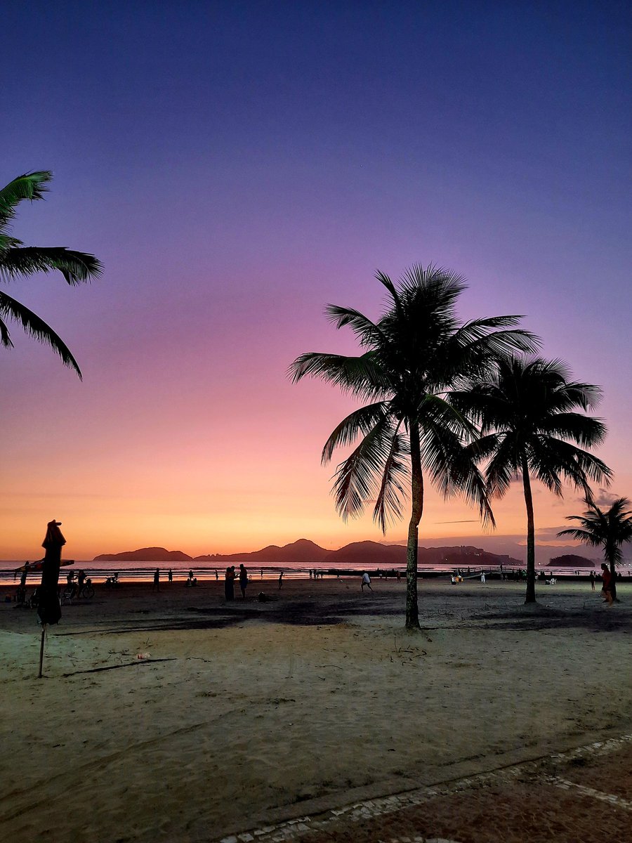 Tatiana_Tatica's tweet photo. Como é bom morar em Santos!!!!!!!!!
@mahfe_ que final de tarde incrível, nós presenciamos!!!!!!!!!! 👏🏾💝🥰 https://t.co/3UUodiz2wd