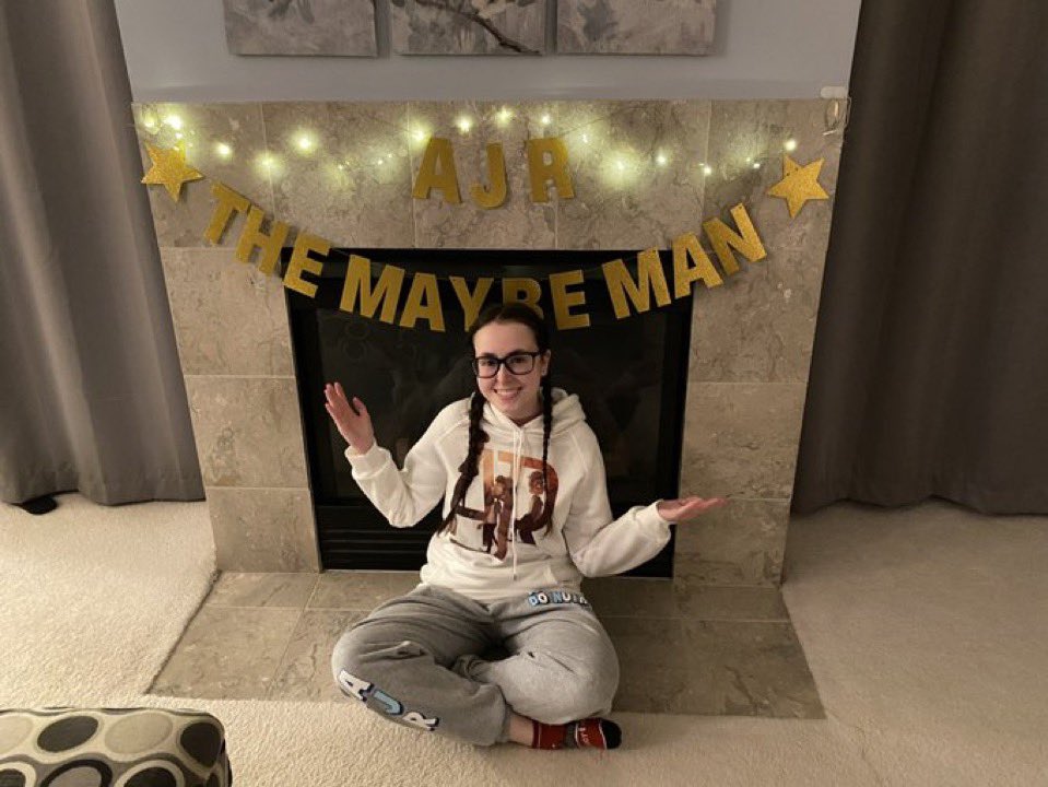 Followthe_Click's tweet image. Happy birthday to The Maybe Man!! How has it been a whole year?? 😭 I got to experience my first AJR album release day and was able to meet them because of TMM 🥲