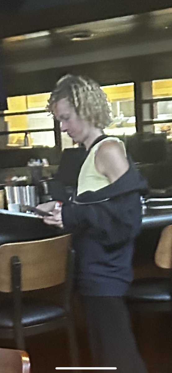 kevin j⭕hns⭕n 🪿 tweet media