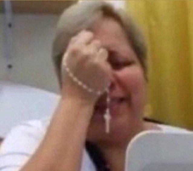 jonlacerd's tweet image. e digo mais do enem vai se fuder sua criança maldita que mandou oitenta mil emojis eu lá quero saber da sua conversa diabo