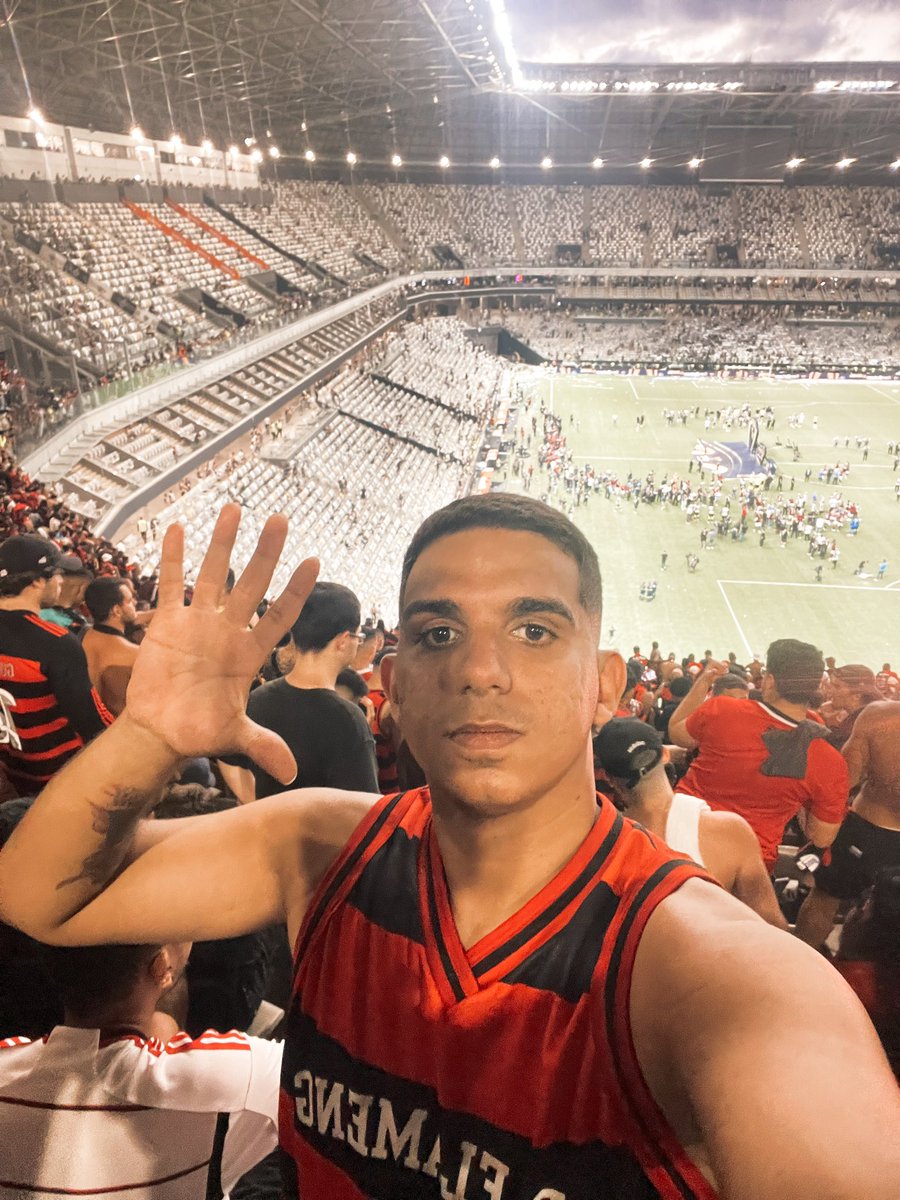 Guui2F's tweet photo. PENTACAMPEÃO.

COPAMOS BH E CALAMOS O GALINHEIRO!

VAMOOOOOOOOS https://t.co/nHVPTsbM6u