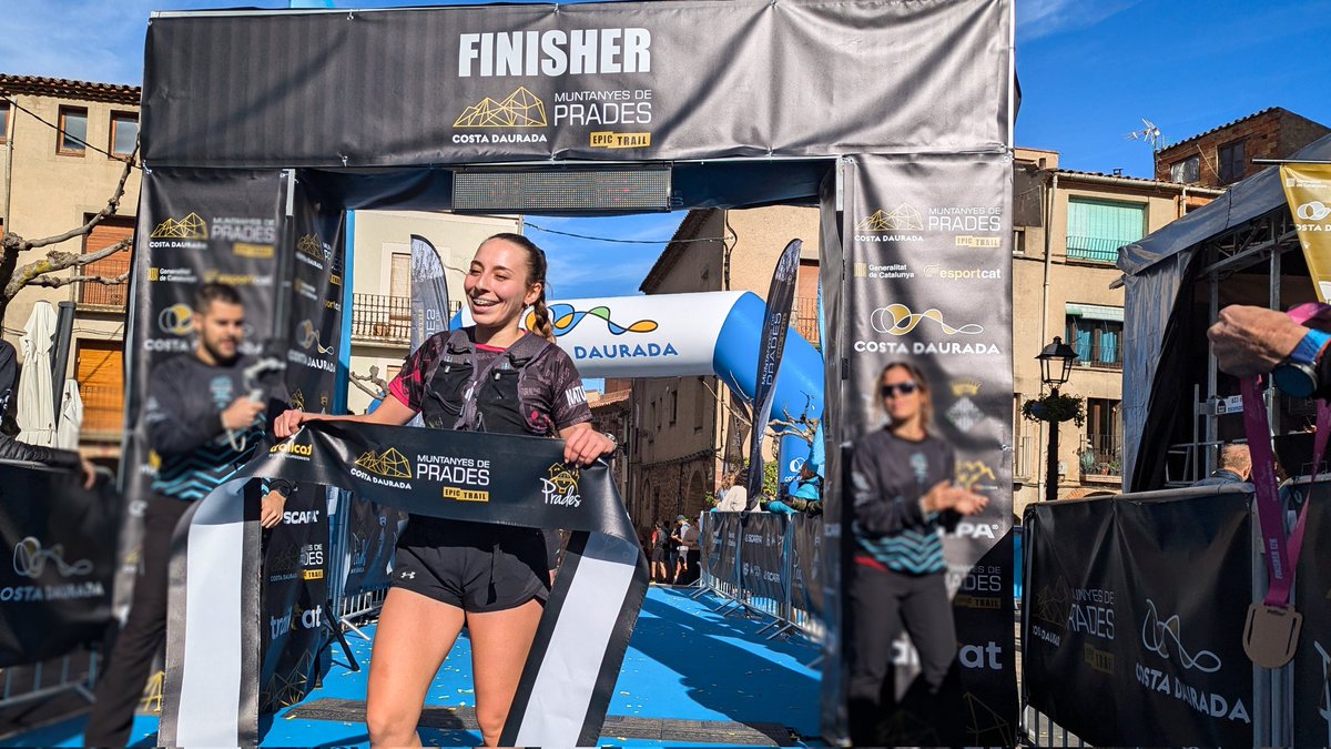 pradesepictrail's tweet photo. Podium femenino 12K

🥇Denisa Oprinca 1:30:34
🥈Ariadna Mariné 1:30:51
🥉Júlia Rius 1:32:13 https://t.co/G0jmvaZ5x0
