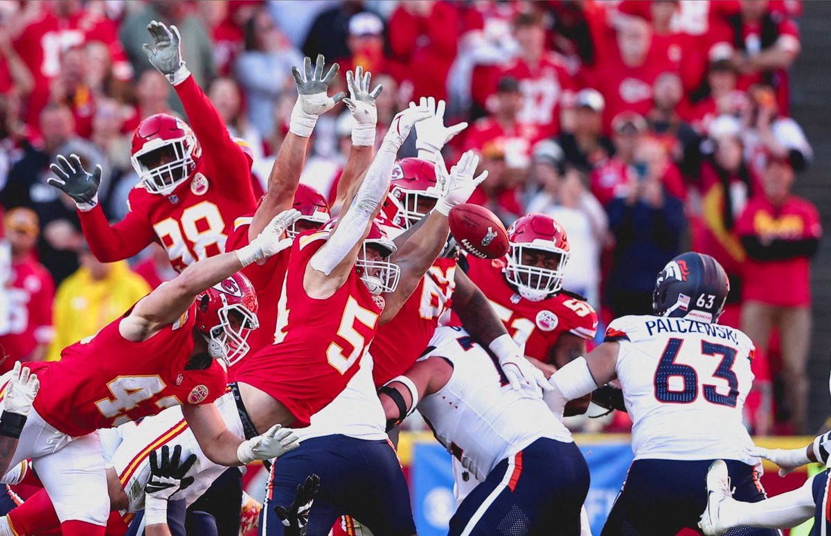 Brad Henson Productions tweet media