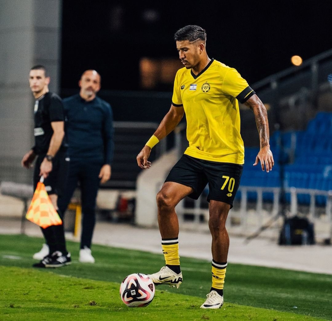 ¡SIEMPRE APORTA!

Freddy "Pico" Vargas jugó todo el partido y DIO ASISTENCIA con Netanya que perdió 1-2 vs Maccabi Petah Tikva en la Primera División de Israel.

El venezolano acumula 4 asistencias en sus últimos 2 juegos.