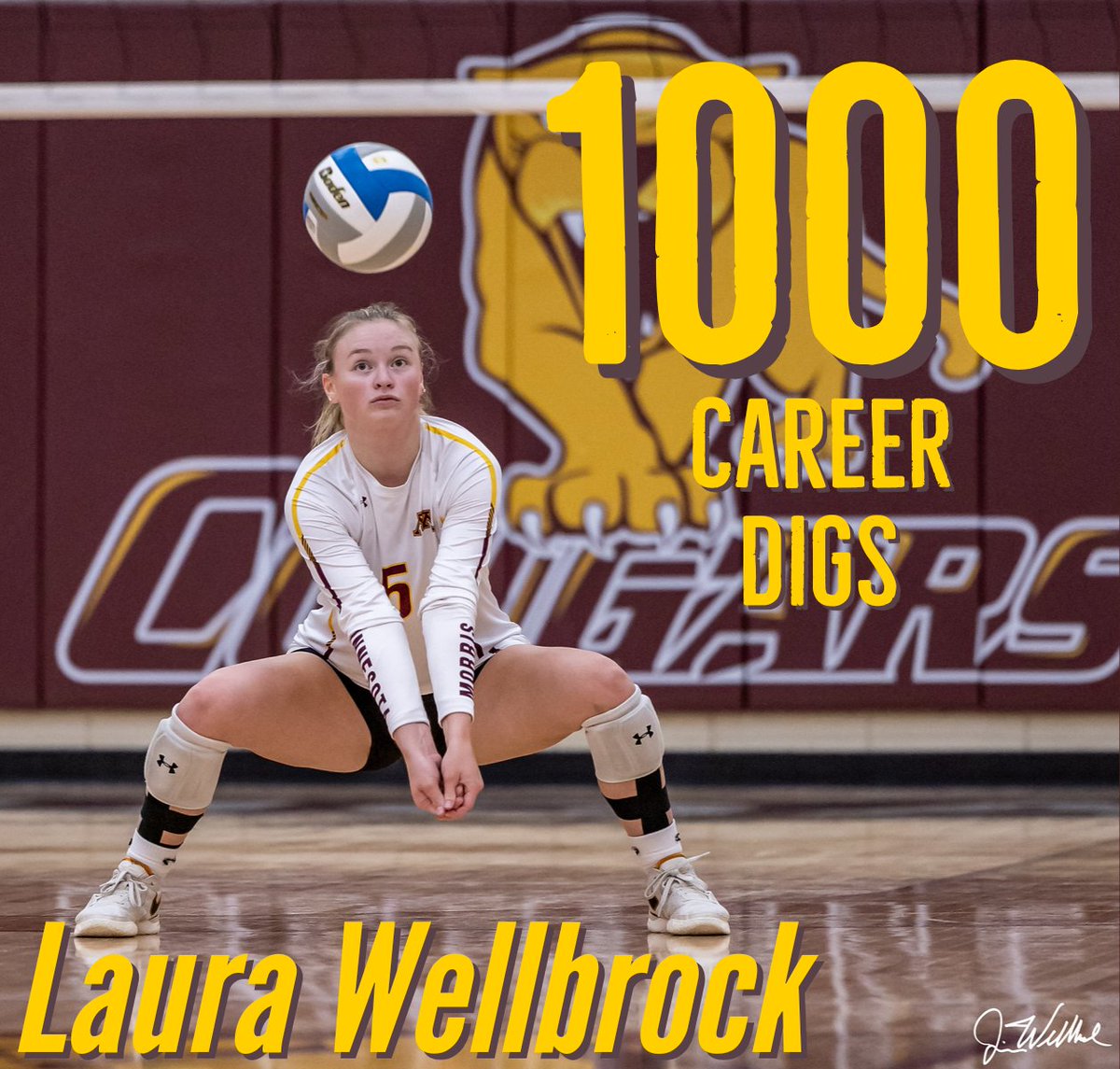 UMMVolleyball's tweet photo. Congratulations to senior Laura Wellbrock on recording over 1000 digs in her career! #RollCougs https://t.co/fWWYpdX5Sb