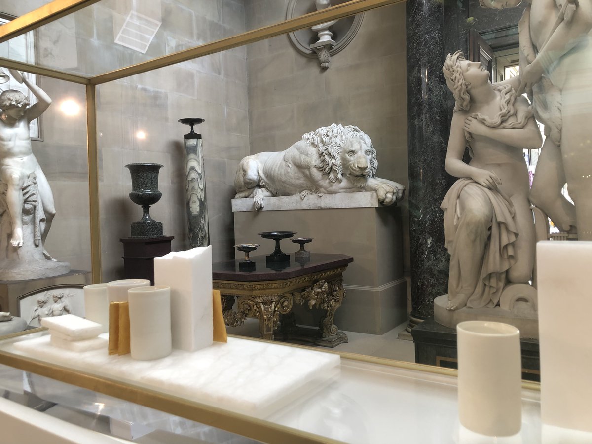 oybat's tweet image. Lecturing tonight for the @TheArtsSociety_ Wilmslow on the passions, personalities (with deep wallets) &amp;amp; patronage over 16+ generations that have formed the Devonshire Collections at @ChatsworthHouse where Rembrandt is in dialogue with Sargent &amp;amp; Freud, Canova with Frink &amp;amp; de Waal