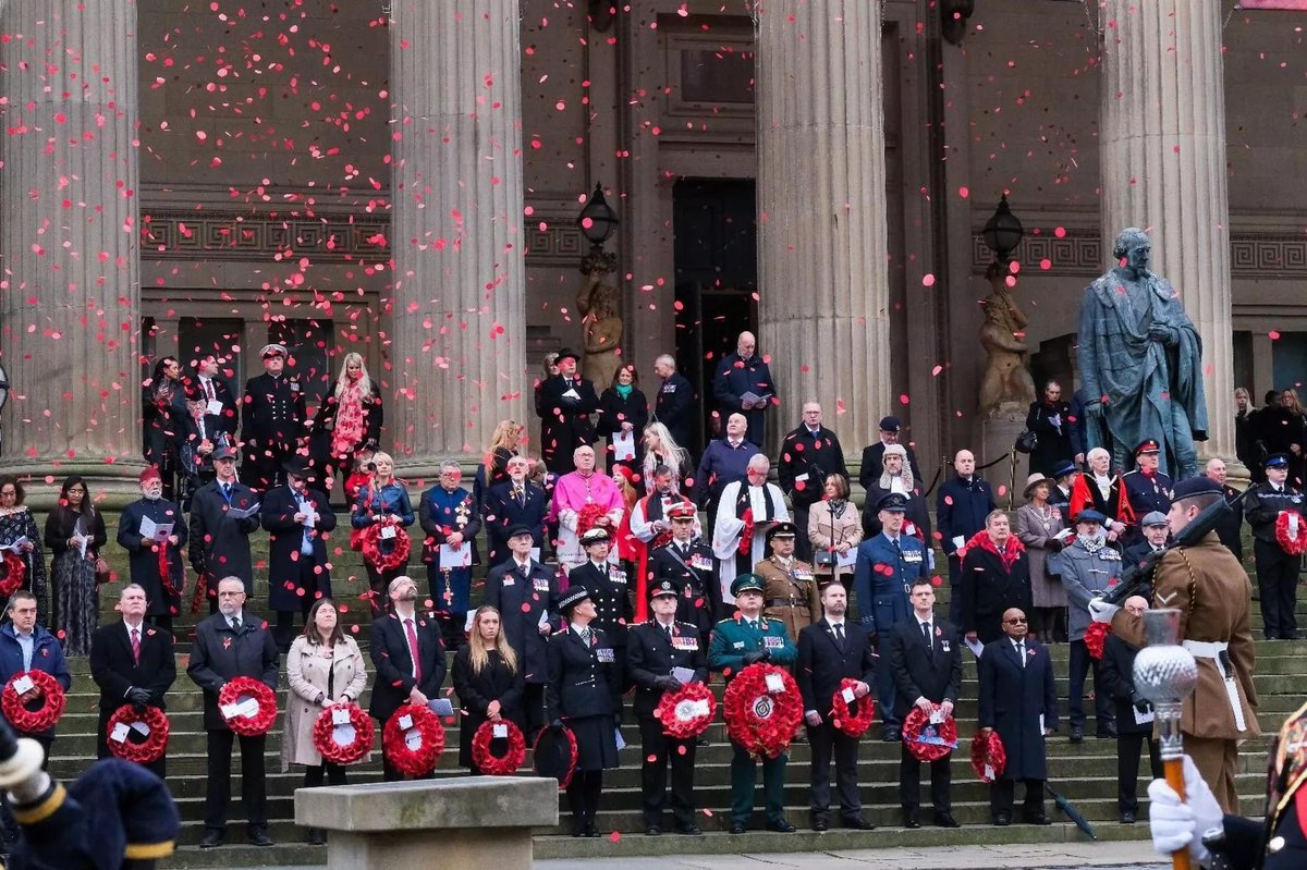 Remembrance Day 2024. Paying my respect to fallen soldiers and their families, including those from the Commonwealth. Lest we forget 🙏🏽🌹🙏🏽 <a href="/LplCommonwealth/">The Liverpool Commonwealth Association</a> <a href="/RoyalCWSociety/">Royal Commonwealth Society</a>