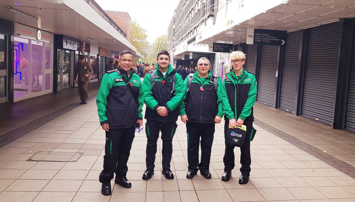 Today we attended Chelmsford Rememberance Day service in the city centre. And our team represented their commitment and professionalism of our unit and St John Ambulance on this special day. 
We Will Remember Them
#LestWeForget #RememberanceDay2024 
#volunteer #MySJADay