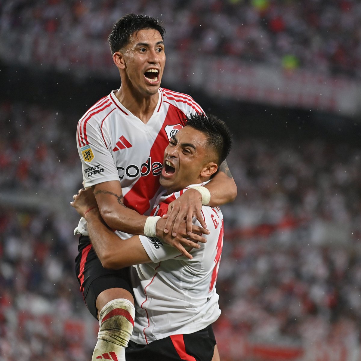 RiverPlate's tweet photo. PARA GRITARLO ASÍ 🤍❤️🤍