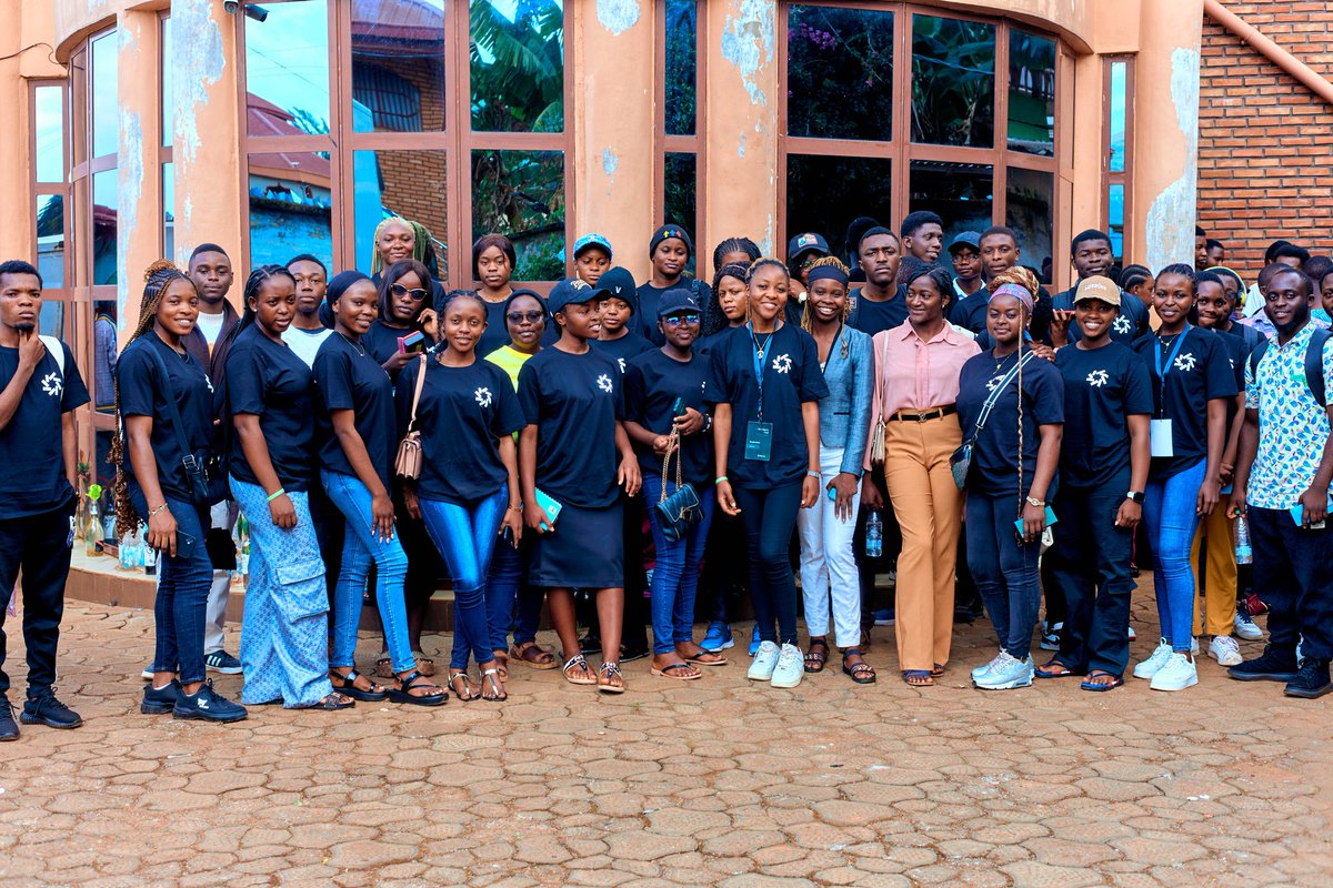 Had a blast during the first ever Daytona event organized in Cameroon. Shout out to <a href="/daytonaio/">Daytona</a> and the amazing organizers for the event🔥🔥
#daytonaio
Next stop, Devfest👀