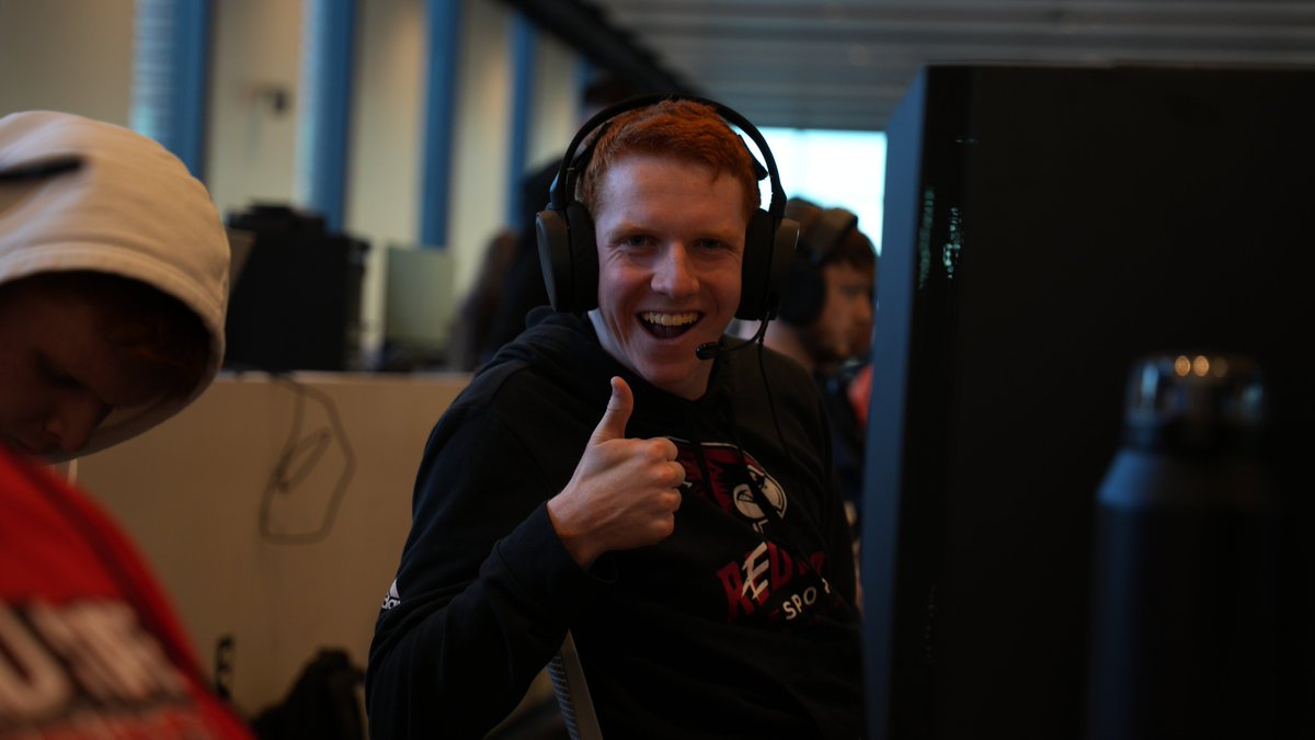 Redbird_Esports's tweet photo. IT'S GRAND FINALS TIME!
Tune in to the stream link below 👇to watch us rematch Illini Orange in the finals of the Illini Invitational!
#ISUWIN🐦 | #IlliniLAN | #ISURL https://t.co/66enEdVht9