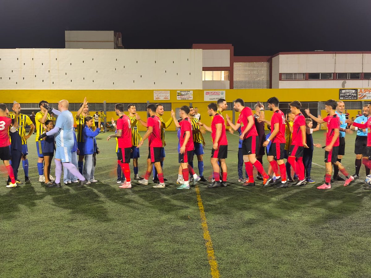Antonioleonrgue's tweet photo. PRIMERA REGIONAL. GRUPO I.

La @AtalayaUD ganó este viernes el clásico derbi de Santa María de Guía frente a la @udguia después de 15 años, 7 meses y 3 días sin medirse.

Los de @Albercande ganaron 2-1 a los de @lionel1064 

https://t.co/bo5rVYHY41 https://t.co/psSwUOKAmS