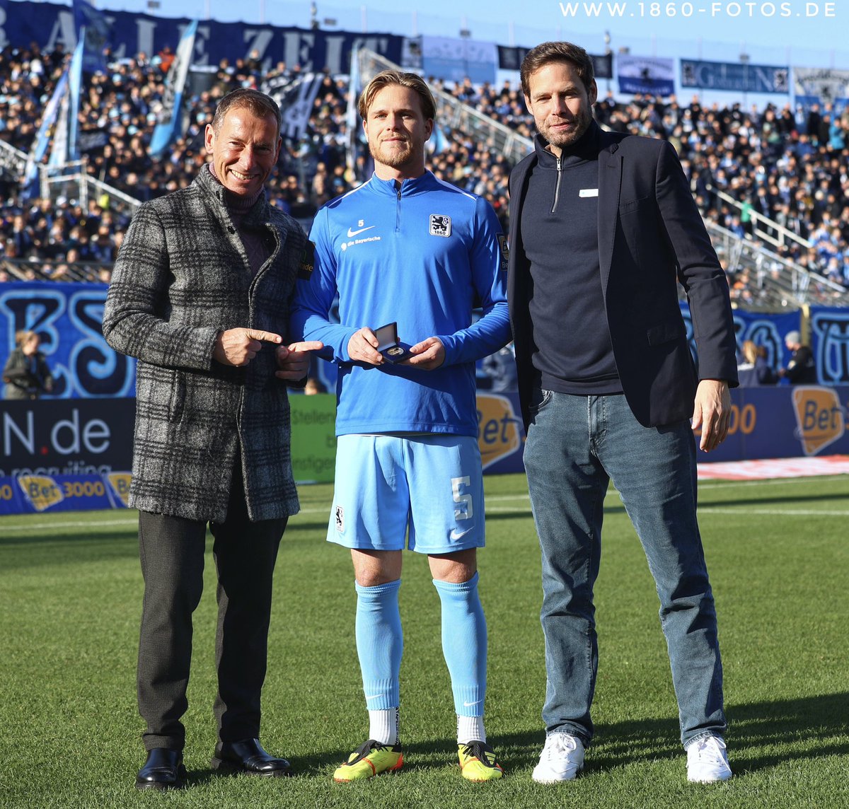 Sportfotowag's tweet photo. #tsv1860 https://t.co/SbSDrEF0sh