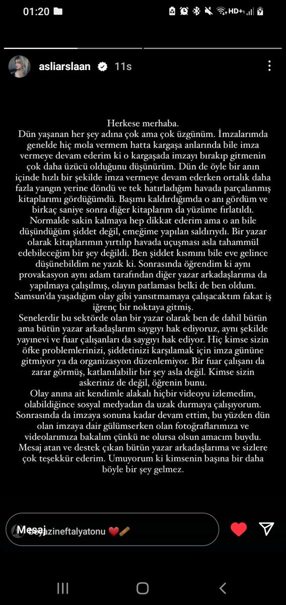 wattpadacilsin's tweet image. Bu bir kadına şiddet. Gerek sözel,gerek fiziksel olmak üzere bir şiddet. Ayrıca bir yazarın emeklerini paramparça etmek nedir ya?! Ben artık söylenecek söz bakıyorum ki zaten bi faydası da yok ne yazık ki...
#turkishwomanneedhelp #aslıarslan