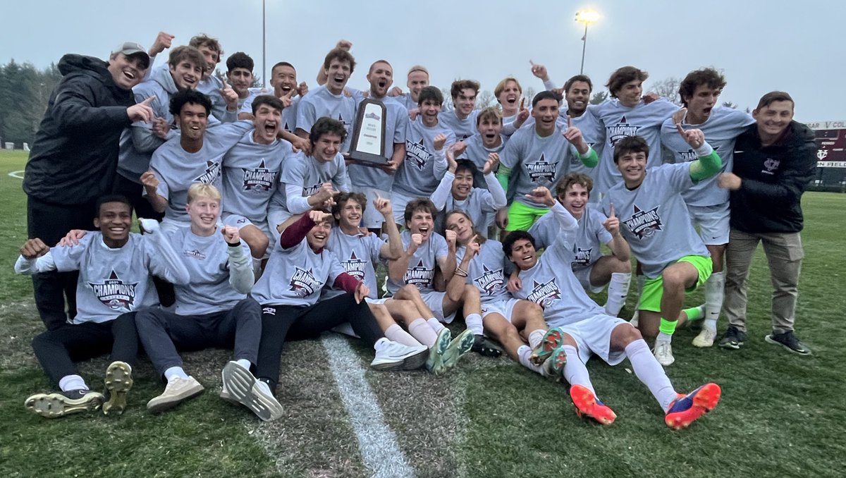 LLAthletics's tweet photo. Congrats @VassarAthletics!! 2024 Liberty League Men’s Soccer Champions! 🏆 #LLMSOCC https://t.co/m8V2VkAOUo