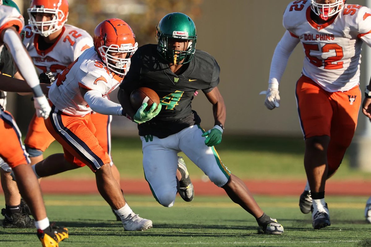 Congratulations to <a href="/Devion2Cross/">Devion Cross</a> on being selected as a member on the <a href="/CPLFCA/">Chicago Public League Football Coaches Association</a> Red-West All Conference Team. #WarriorPride <a href="/CPLAthletics/">Chicago Public League Athletics</a> <a href="/mikeclarkpreps/">MikeClarkPreps</a> <a href="/suntimes_preps/">Sun-Times Preps</a> <a href="/GWCPWarriors/">WestinghouseGWCP</a>