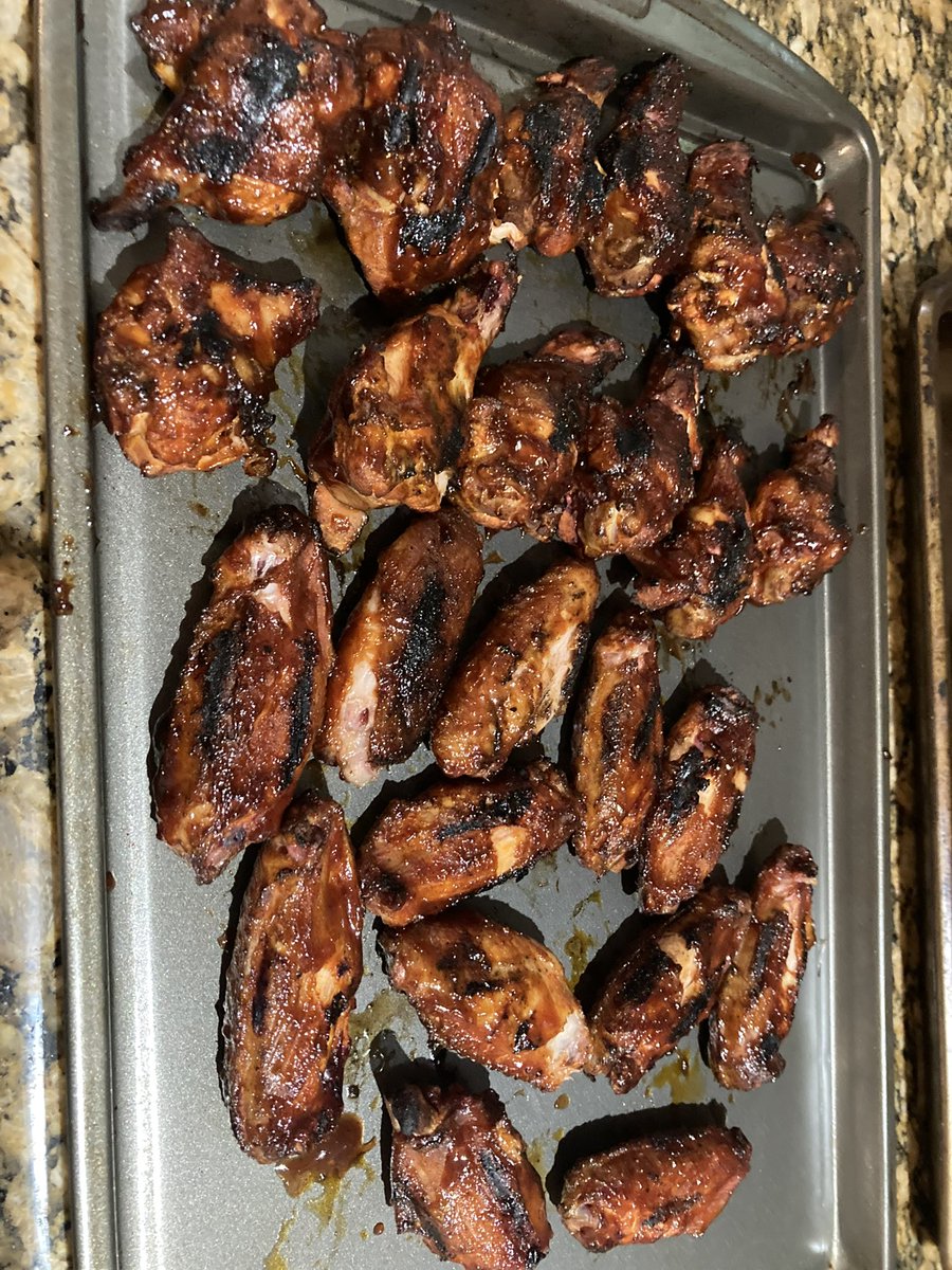 Pretty damn good! First time making the Orange Magic wings😌 <a href="/gavindawson/">Gavin Dawson</a> 

#tolo