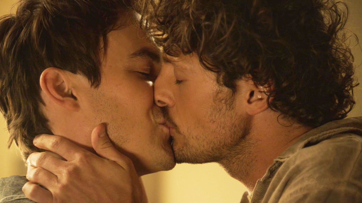 morgana07DW's tweet photo. Happy Saturday #Malex friends!
#RoswellNM https://t.co/lNzYKnu0Ox