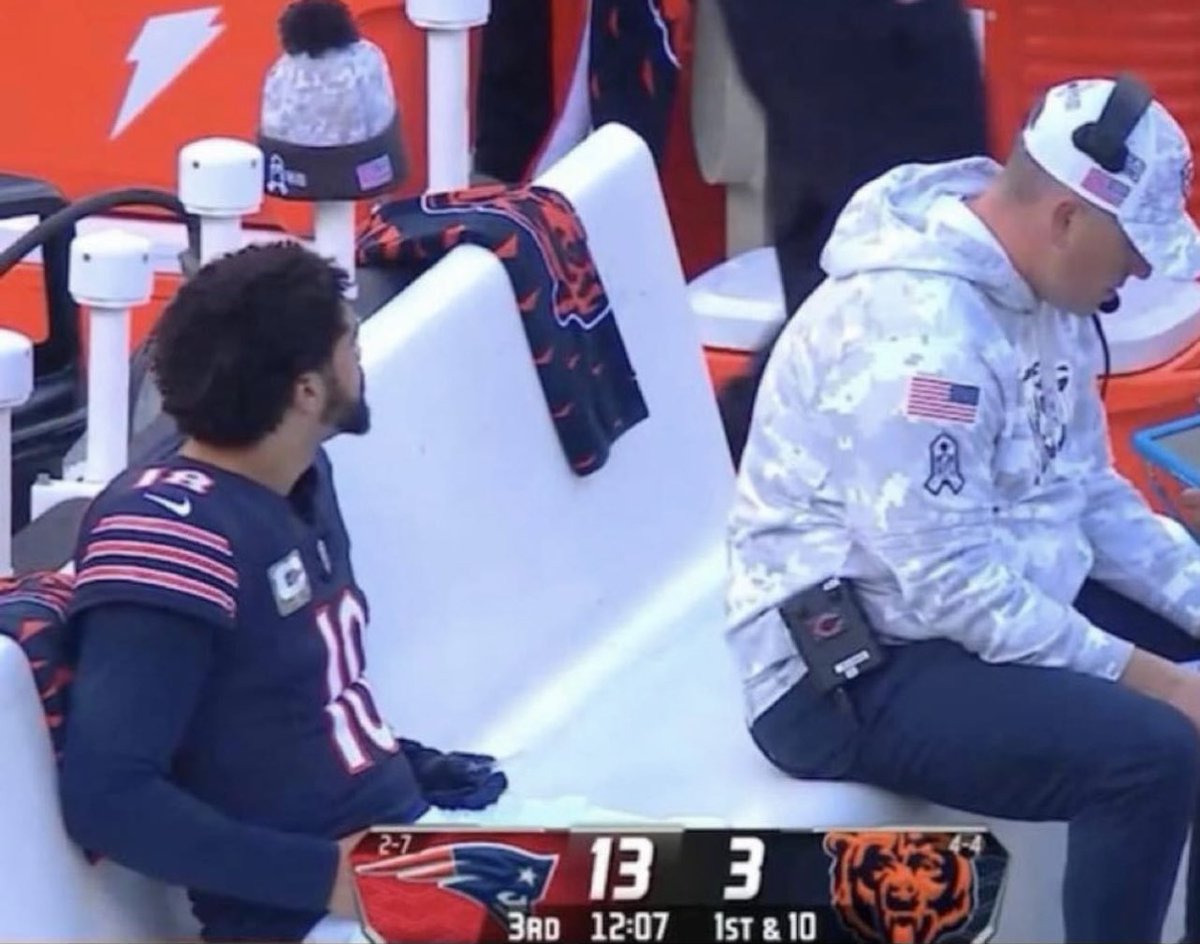 shane_riordan's tweet image. In the drive immediately following this shot of Caleb Williams &amp;amp; Shane Waldron, Caleb targeted Cole Kmet three straight times (one more target than he’d had in the last two games combined) &amp;amp; the Bears moved the ball. 

Can only imagine Caleb told Waldron to go fuck himself.