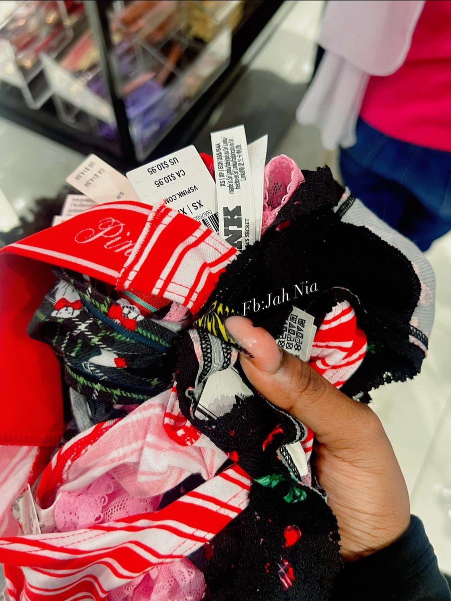layxsnv's tweet photo. VS &amp; PINK Panties SALE 7/$35 🏃‍♀️😍✨💳🎄 https://t.co/o1lCcctzQx