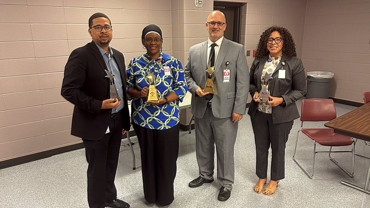 DrCrystalWatson's tweet image. Congratulations to @Drew_AISD @ShotwellMS_AISD @Grantham_AISD @LewisMS_AISD for crushing their first 9-weeks SMART Goals in Language Arts, Math, Science and Social Studies! #middleschoolmatters