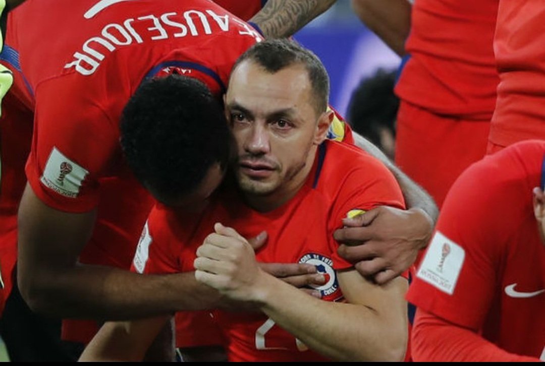 zepeliano's tweet image. Q lindo es verte llorar sapo qlo...
El sapo acaba de decir " El torneo estaba arreglado"....a Julio Barroso por lo mismo le diero 8 fechas..
Veamos q sucede con este muerto de mierda..
#VamosColoColo 
#UdeChile