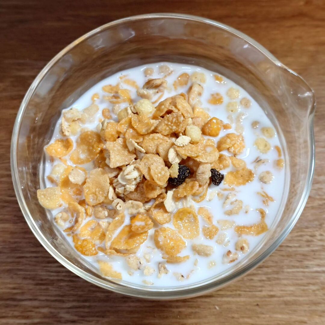 takephoto's tweet photo. #granola #yogurt #pearjam #jam #gm #breakfast #mealathome #cooking #takekitchen #japanesefood #instafood #朝食 #朝ご飯 #朝ごはん #おうちごはん #自宅飯 #料理 #料理男子 #料理好きな人と繋がりたい #料理記録 https://t.co/eEQRQB9y8B