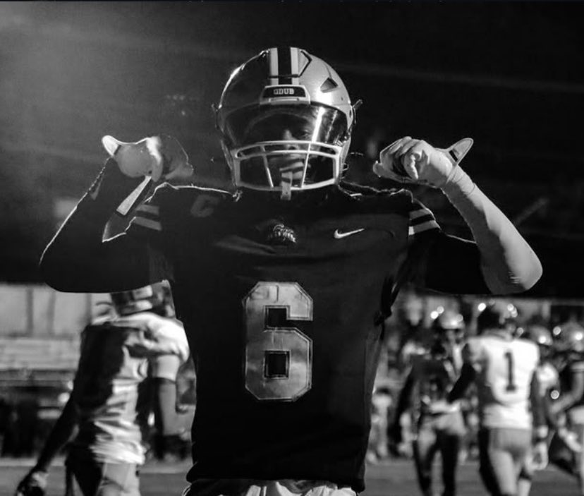 Sai’Vyon Brown6️⃣ (@showtime_sai) on Twitter photo REGULAR SZN STATS!!6️⃣
(Offense, ATH)
126 carries
1229 rushing yards
Longest rush 80 yards
12 rushing tds
18 receptions
167 receiving yards
2 receiving tds
(Defense, S)
2 INTS
13 solo tackles
1 TFL
<a href="/GWHSFootball1/">George Washington High School Football</a> <a href="/GordonCohagan/">Gordon Cohagan</a>
hudl.com/profile/163767… REGULAR SZN STATS!!6️⃣
(Offense, ATH)
126 carries
1229 rushing yards
Longest rush 80 yards
12 rushing tds
18 receptions
167 receiving yards
2 receiving tds
(Defense, S)
2 INTS
13 solo tackles
1 TFL
<a href="/GWHSFootball1/">George Washington High School Football</a> <a href="/GordonCohagan/">Gordon Cohagan</a>
hudl.com/profile/163767…