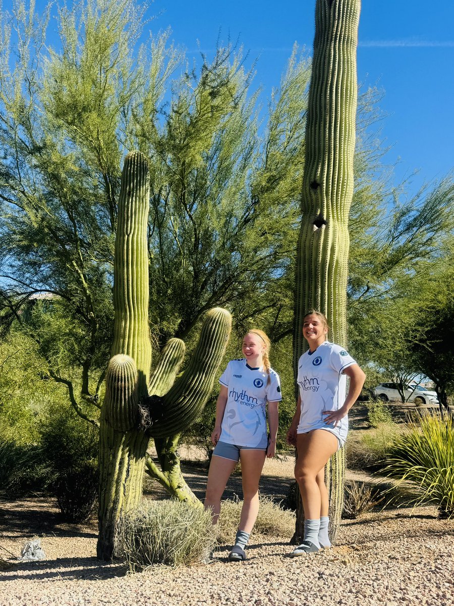 HaydenLasida's tweet photo. Playing soccer in Arizona: where it’s 90% skill, 10% not tripping over a cactus! 🌵⚽️ 🌵⚽️
Sad that the weekend is over, grateful for the amazing opportunity!! #ECNLPHX  #CactusDefense #OnlyInArizona https://t.co/kkUncTCfyP