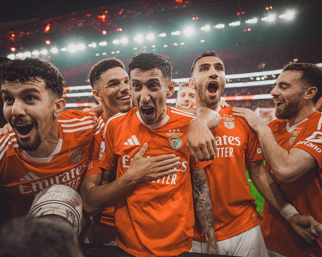 SÓ NÓS SENTIMOS ASSIM!❤️⚪️

#JuntosPeloBenfica #RumoAosTítulos 🏆🦅