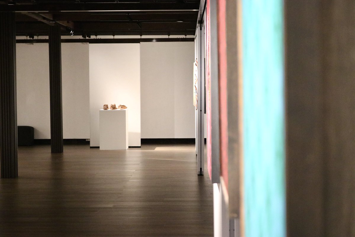 galeri_shahalam's tweet photo. Pameran Geng Prektis 

Tempat: Galeri 1, Galeri Shah Alam
Waktu pameran: 10 pagi - 5 petang

Pameran berlangsung bermula 11 sehingga 29 November 2024.
Masuk adalah percuma

#GengPrektis
#ArtExhibition
#SuprisingSelangor
#VisitSelangor2025
#SeniSelangor
#GaleriShahAlam https://t.co/r8KXq1udT5