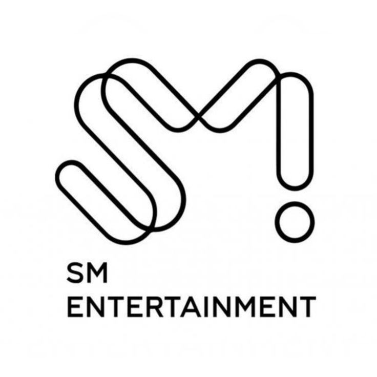 Shinee_Fan_Base's tweet image. #MINHO Shares Why He Renewed His SM Contract: “Because of faith and trust”

Minho addressed the question about his contract terms by saying, "Rather than focusing on the conditions, it's about trust. SM has known me since my debut, sometimes they even better than I know myself."…