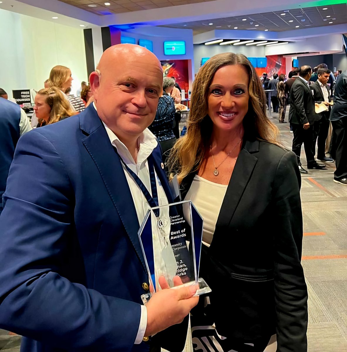 kevingoodmanBBN's tweet image. @BlueBridgeLLC hiring #seniornetworkengineer &amp;amp; #seniorsystemengineer 2 join our Award Winning Team #datacenter, #cloudcomputing, #cybersecurity &amp;amp; #managedservices IT Team! ziprecruiter.com/jobs/bluebridg…
Please vie our press page details awards:
bluebridgenetworks.com/press/
#CLEJobs #CLETech