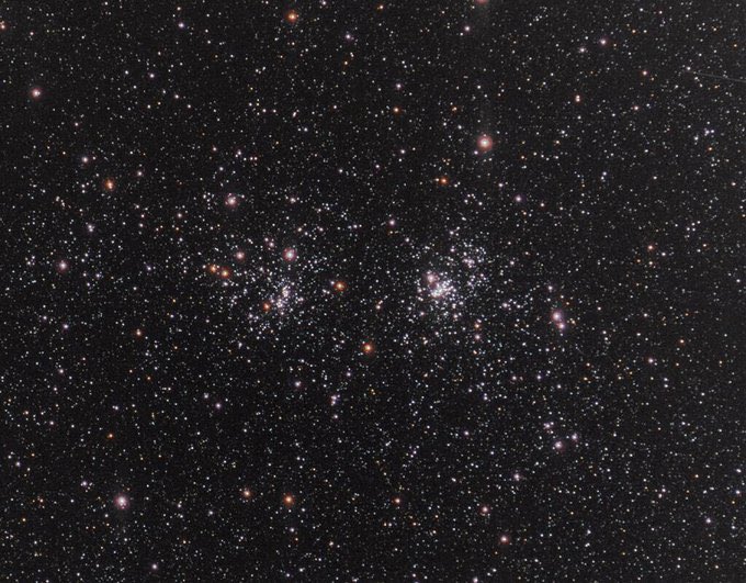 “In each particle of dust, there are countless Buddhas and Buddha realms.”

— Avatamsaka Sutra
