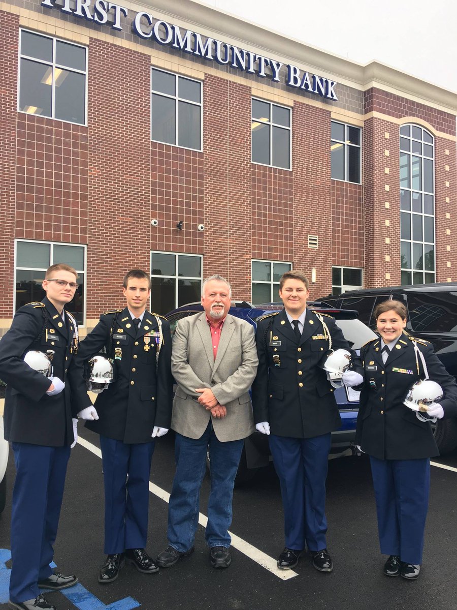 Flashback-Thanks Valley View Honor Guards. 10-14-16 @ 1st Community Bank-SW DR. Jonesboro- ribbon cutting &amp; lunch.