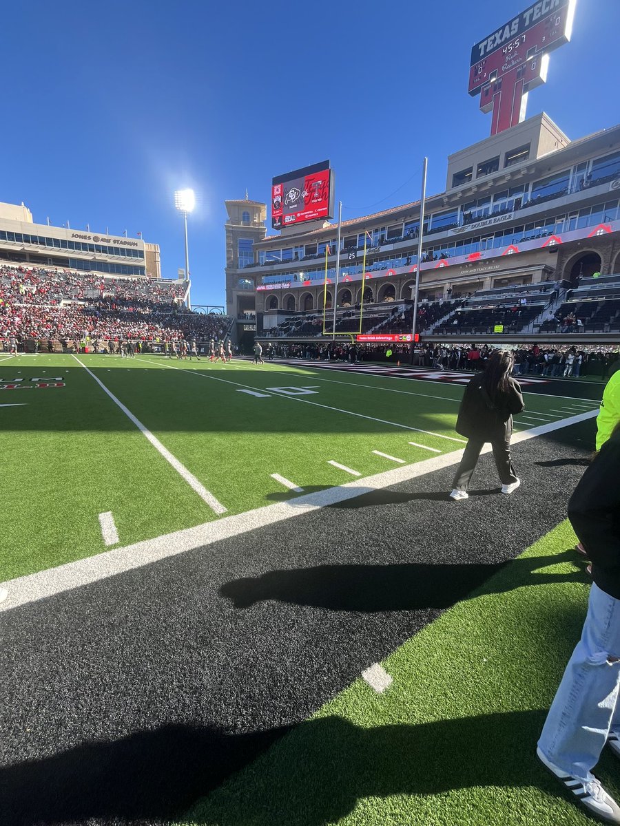 Want to thank <a href="/TexasTechFB/">Texas Tech Football</a> for the hospitality and thank you <a href="/jkbtjc_53/">James Blanchard 🌵</a> for inviting me out.
