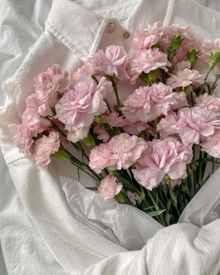 kissmscarss's tweet photo. ¡Tenemos que terminar! | Mini Au Hynlx 

Donde Hyunjin conocé a Felix y se enamora a primera vista siendo el menor un nuevo estudiante 

O

Dónde Hyunjin decide terminar con Yuna porque se enamoro de Felix sin saber que aquel menor es ciego https://t.co/BfoZWuDvPa