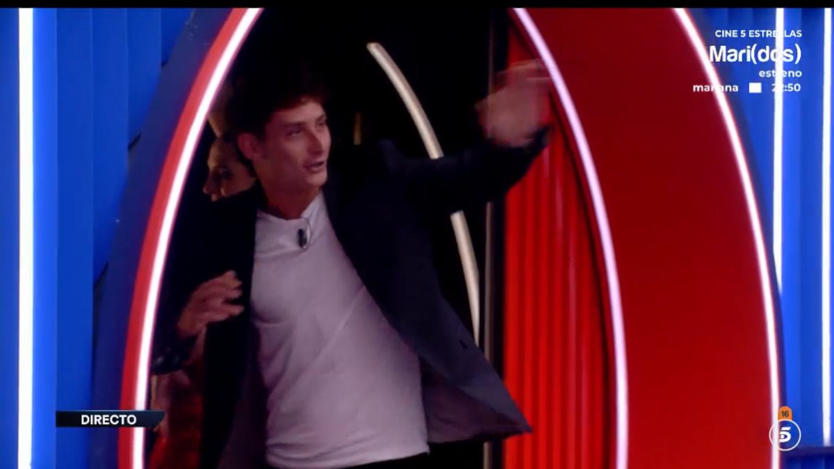 ElMiticoBarbas's tweet photo. No he visto un solo segundo de GF y no me importa en absoluto... Solo sé que TOMASSO GANADOR

#GHDBT10 https://t.co/6Oj5UPyzyE