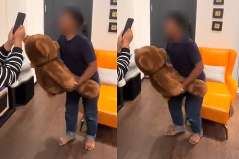 adam_r0018's tweet image. Netizen kini kecoh dengan tindakan seorang usahawan donat di Pulau Pinang yang menggunakan kaedah pemasaran berunsur lucah. Video promosi yang dimuat naik di TikTok menunjukkan aksi yang BACA LAGI⤵️
rekonise.com/usahawan-donat…

#MarketingLucah #UsahawanDonat #MCMC #PulauPinang #Viral