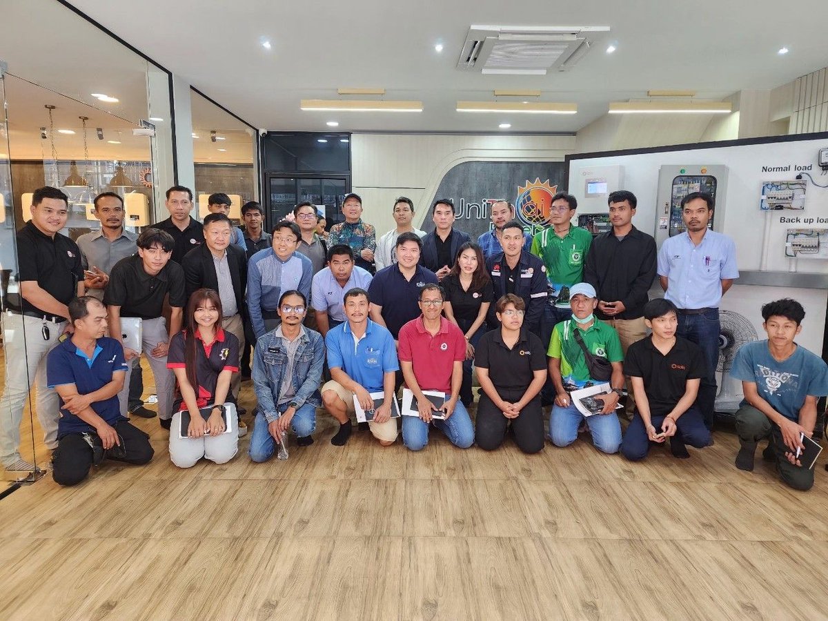 Solis_Inverters's tweet photo. Huge thanks to everyone who joined our #SolisTraining at Unithai Power, #Phuket! We hope the insights on On-Grid and Hybrid solar systems empower you on your solar journey.
Your participation makes each session better, and we look forward to seeing you again at the next one! ๐ก๐ฑ
#SolarEnergy #Solis #OnGrid #HybridSystems #EnergyTransition #Innovation