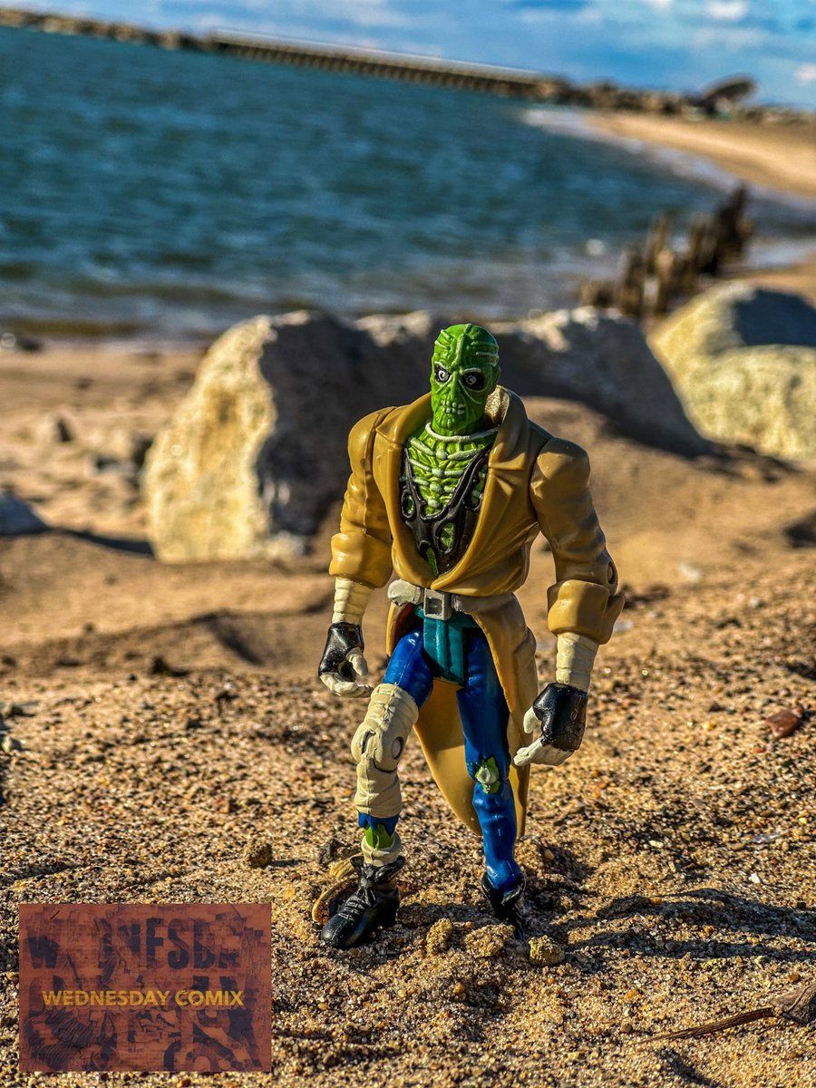 WednesdayComix's tweet photo. ‘He had 18 minutes of screen time’ (lol!) 
#ActionFigureOneShot #UltraForce | Too #Ghoul for School. Can’t wait to pair him up with Kenner #SwampThing action figures https://t.co/sv4s8JMJiQ