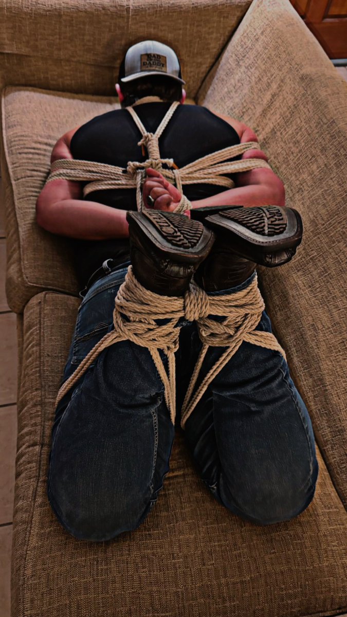 Duke the Wolf tweet media