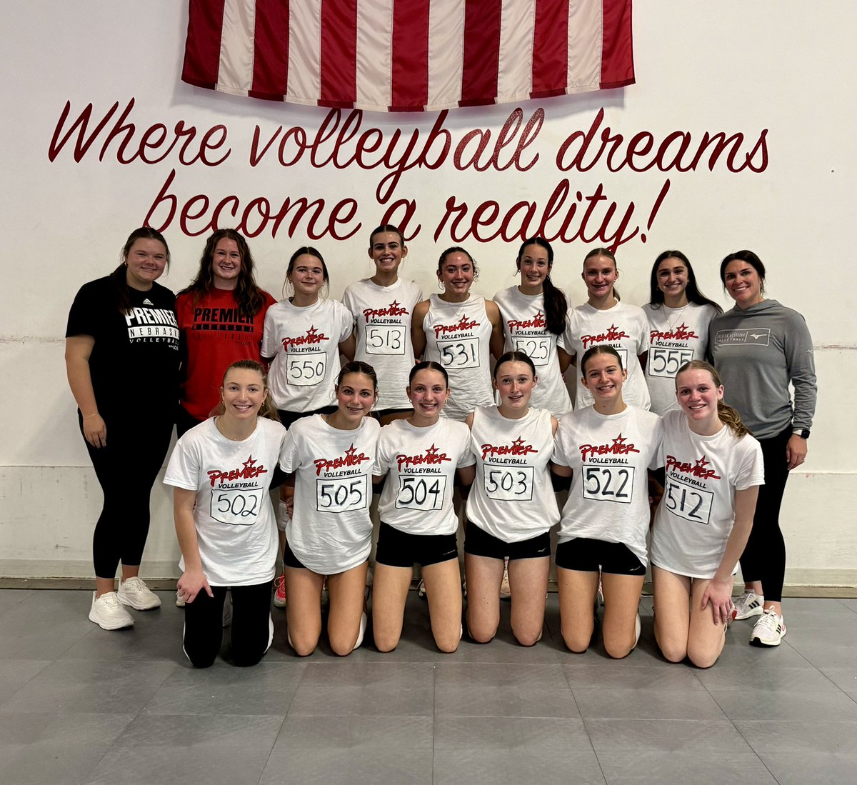 Premier_15Gold's tweet image. Club Szn 🔜🏐 

 #15Gold || #BetterTogether