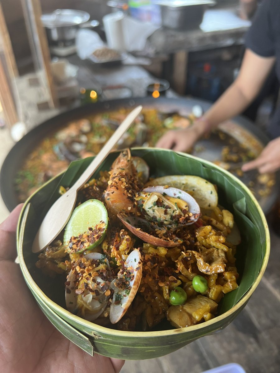 ramenow's tweet photo. #LaBrisa #SundayMarket offers unique experience with a mix of shopping, food & entertainment in a stunning beachfront. It's a great spot for those looking to enjoy relaxed day supporting local businesses & artisans in a beautiful, eco-conscious environment.
#LaBrisaSundayMarket https://t.co/FNY38WYlzW