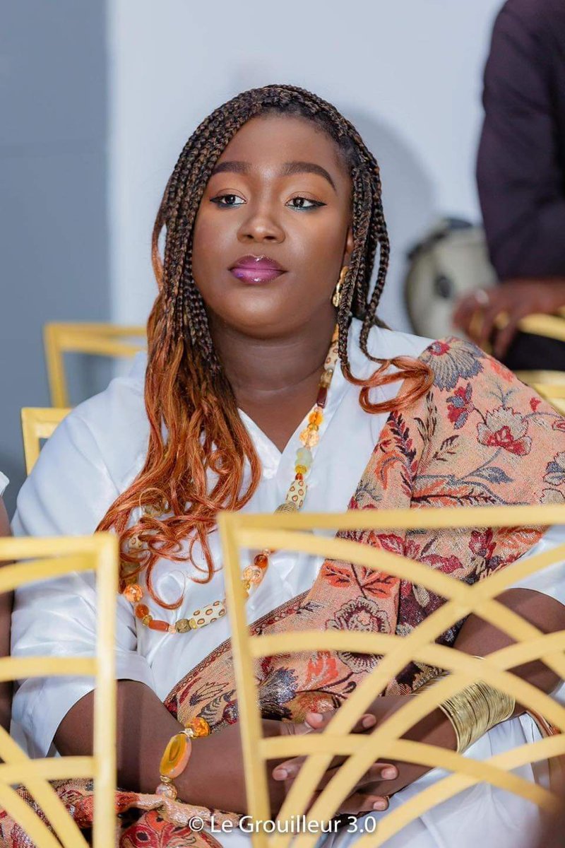 Relais_Magazine's tweet photo. #primud2024 

🚨 Degammage 2 prissy est la MEILLEURE HUMORISTE DE L'ANNÉE 2024.

#primudbetmomosponsorofficiel #PRIMUD #cotedivoire #culture #molare #MGroup #stars 
#RelaisMagazine https://t.co/y9X28otO58