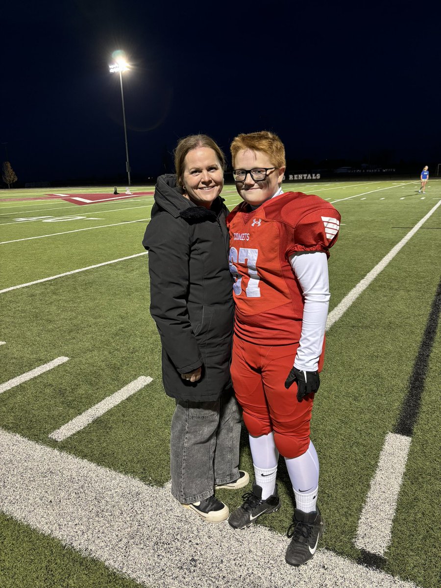 shanereay's tweet photo. The Raymond Comets Bantam Football team will be playing for the Provincial Championship at home this upcoming Saturday. It’s been great to watch the coaches develop the team the last 3 months and I’m proud of the dedication Jimmer has shown. https://t.co/P9lnTnkiIt