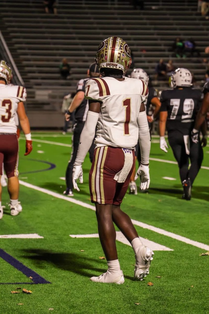 I had a great season this year and I’d like to thank god for allowing me to play all 10 games. @CoachPetersSHS 
Season stats:
2 touchdowns (defensive)
4 interceptions (1 pick six 92 yds)
1 recovery touchdowns 95 yds
6 pbu’s
38 tackles 
24 solo
14 assists
1 TFL
1 Rec 11 yds