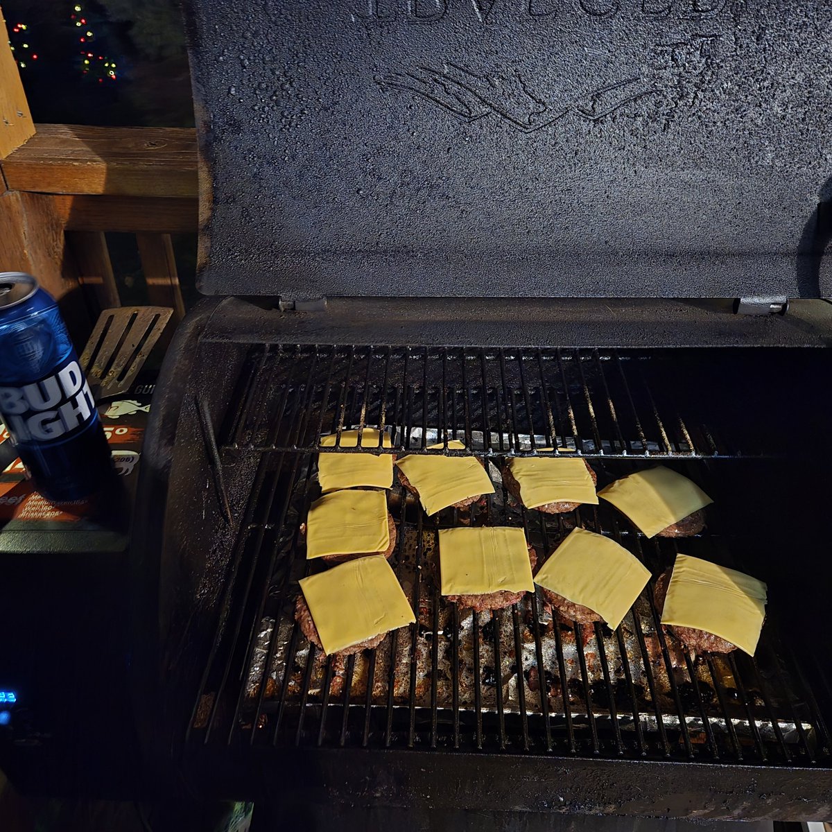 DonLudwig2's tweet photo. It's been a @TraegerGrills day. Ribs, Pork Loin, and Cheeseburgers #Traegerhood #Griddlenation https://t.co/GII6ORRXiG