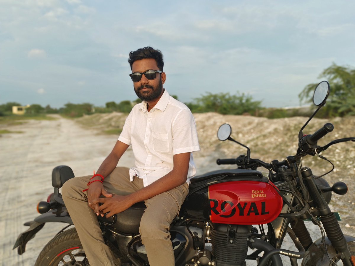 sarvan056's tweet photo. ☀️ https://t.co/vxTtGNmYiz