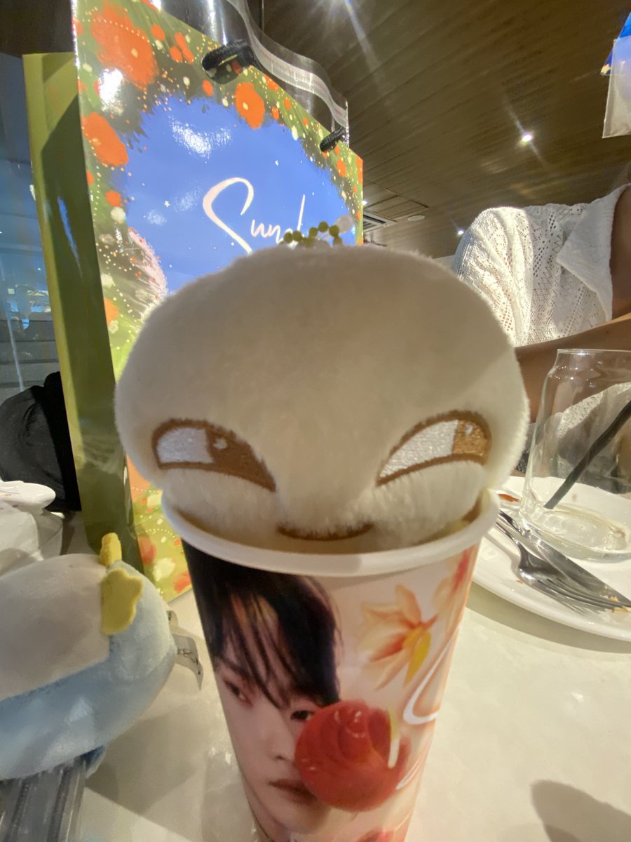 jeonginchaenle's tweet photo. more photos !
#BloomWithCHENLE https://t.co/PAIemOQLHm